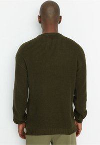 Trendyol Trui - khaki