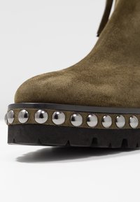 Kennel + Schmenger Botines camperos - green