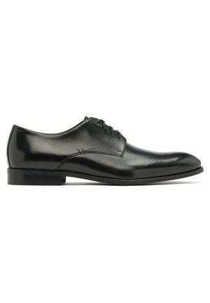 Smart lace-ups - black