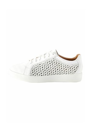 SIGNATURE WEAVE LACE-UP REGULAR FIT - Sportbačiai - white