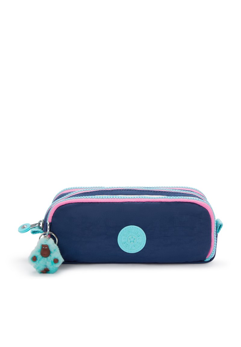Trousse de couleur bleu marine avec une fermeture éclair rose et turquoise, affichant un logo rond et un porte-clés en fourrure turquoise avec un accent marron.