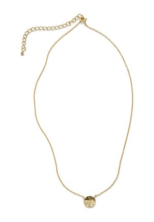 Nežen zlat verižni nakit z majhnim okroglim zlatim obeskom z udarjeno teksturo in nastavljivim zapenjanjem z verižnimi povezavami.