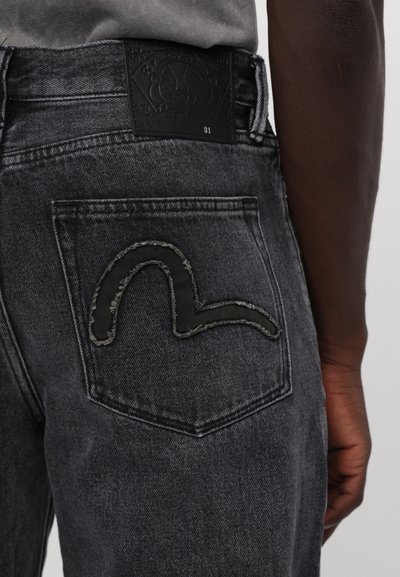 Evisu RONT PANEL - Traperice opuštenog kroja - black