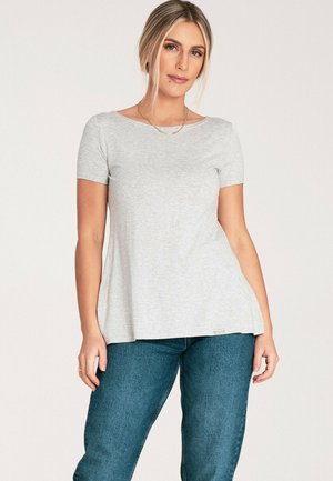 - T-shirt basic
