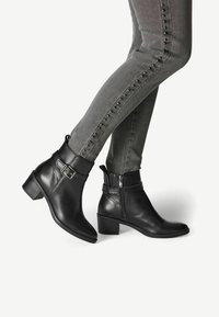 Marco Tozzi Botine cowboy/biker - black