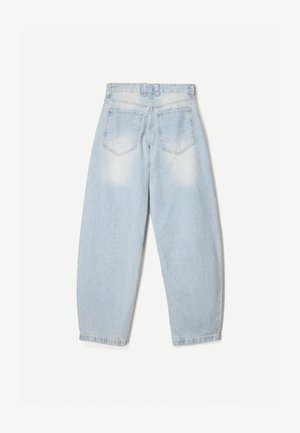 Bershka, BALLOON - BAGGY - Jean boyfriend - light blue denim