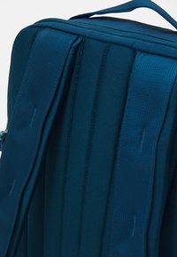 The North Face BERKELEY DAYPACK UNISEX - Hátizsák - midnight petrol/algae blue