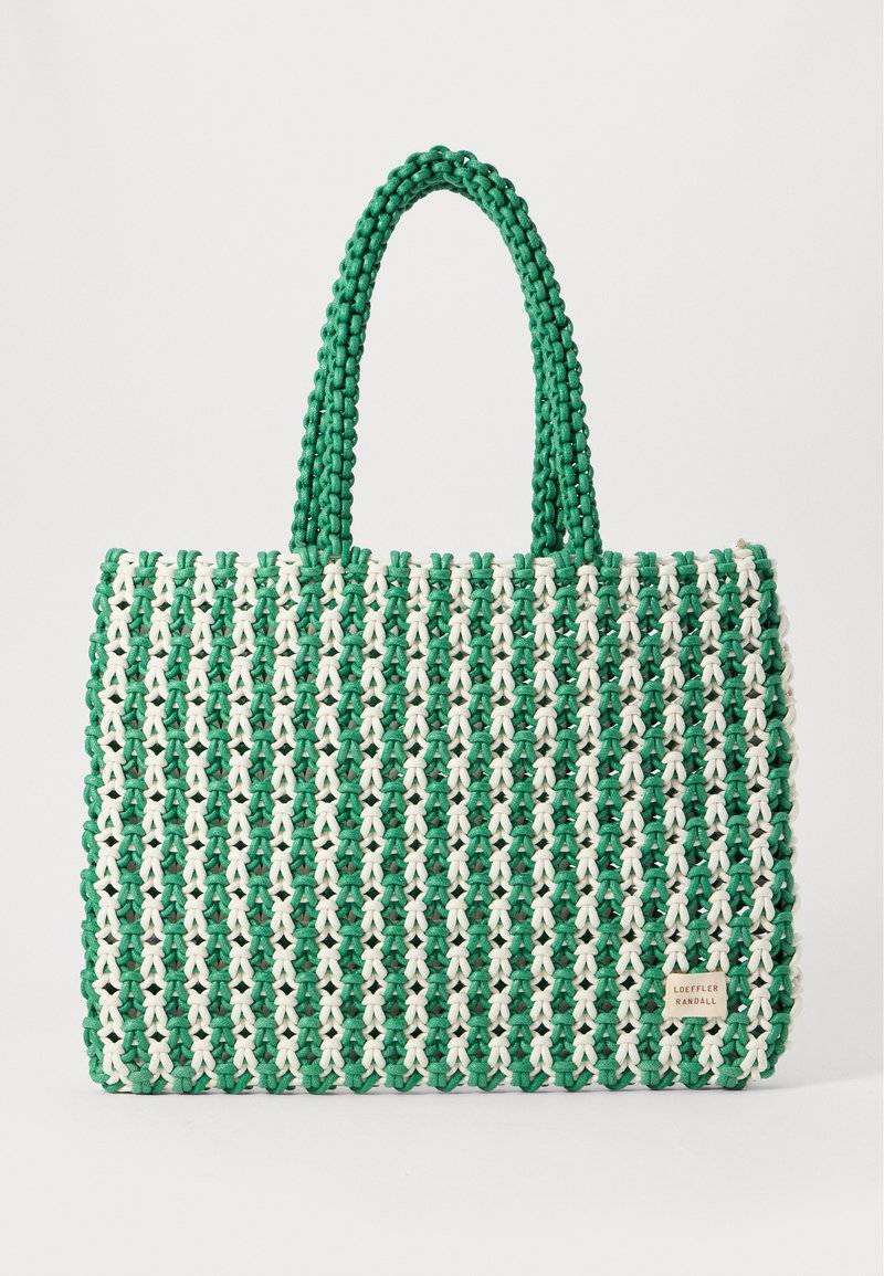 Saco tote tecido em verde e branco com uma forma retangular estruturada, acabamento texturizado e duas alças robustas. Apresenta uma etiqueta com o logótipo de um lado.