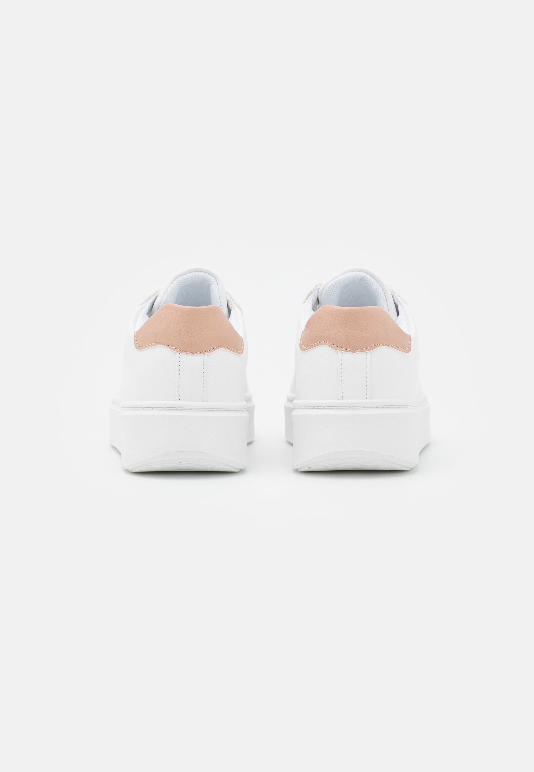 nude platform trainers