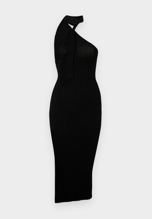 Rochie neagră cu pliuri, cu design pe un umăr. Prezintă o siluetă ajustată și o lungime până la genunchi. Fabricată dintr-un material elastic.