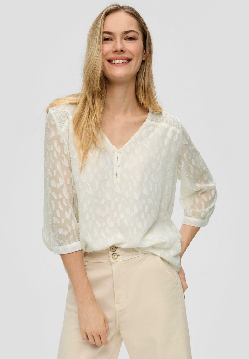 s.Oliver MIT SMOK DETAIL - Blouse - ecru