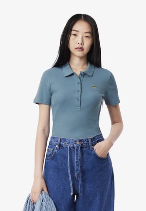 - Koszulka polo