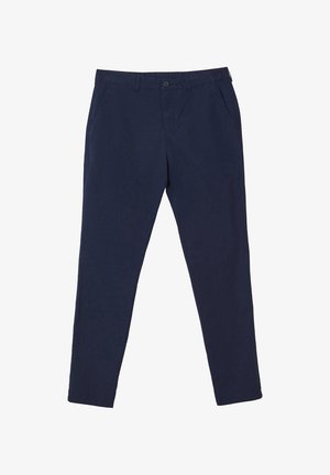 Pantaloni slim fit da uomo blu navy con bottone frontale e due tasche laterali, mostrati distesi su sfondo bianco.