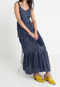 Banana Republic Maxiklänning - blue