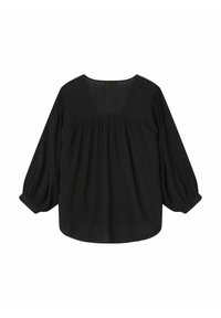 Blouse noire à manches longues avec une coupe décontractée, dotée d'un col arrondi, d'un dos froncé et de poignets élastiques. Tissu lisse et léger.