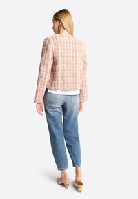 Rich & Royal MIT GOLDENEN KNÖPFEN - Summer jacket - rose shadow