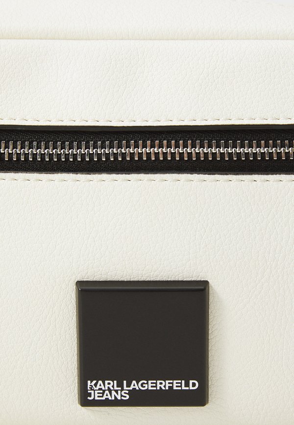 BOX LOGO CAMERA BAG - Cross body bag4