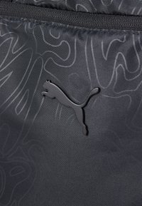 Thumbnail Image 5