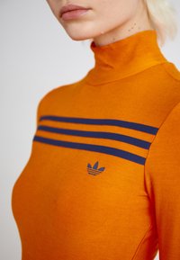 adidas Originals LS 3S  - Top dugih rukava - unity orange