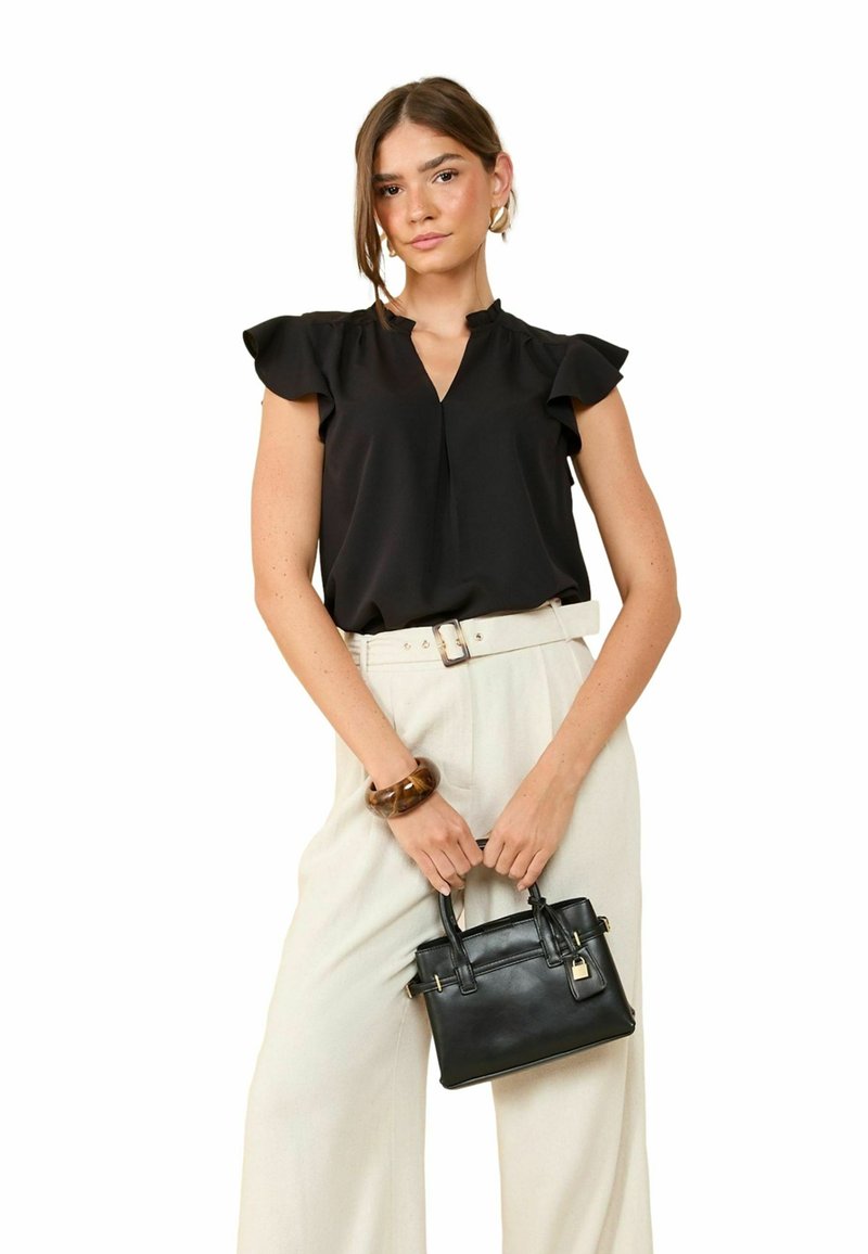 Friends Like These PETITE FIT- SHORT SLEEVE V-NECK - Palaidinė - black