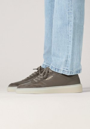 CAGLIARI - Sneaker low - stone suede