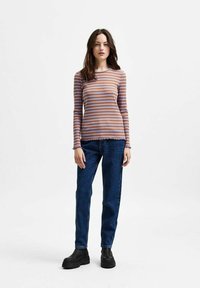 Selected Femme SLFANNA CREW NECK - Langarmshirt - jacaranda