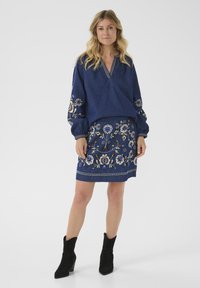 Cream Blouse - dundee dark denim