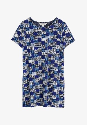 Tricou cu mânecă scurtă, cu un model ondulat albastru și alb, fabricat dintr-un material moale, cu o croială lejeră și guler rotund.