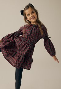 Next LONG SLEEVE REGULAR FIT - Vapaa-ajan mekko - red tartan