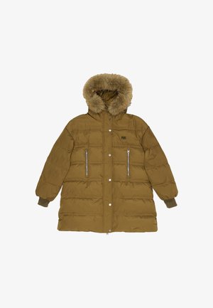 Olivengroene donsjas met een capuchon van nepbont, voorzien van met rits afgesloten zakken, drukknoopsluiting en geribbelde boorden. Zacht, doorgestikt materiaal.
