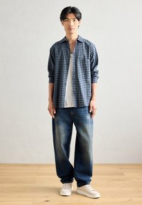 Scotch & Soda LIGHTWEIGHT CHECKED SHIRT - Shirt - sky captain