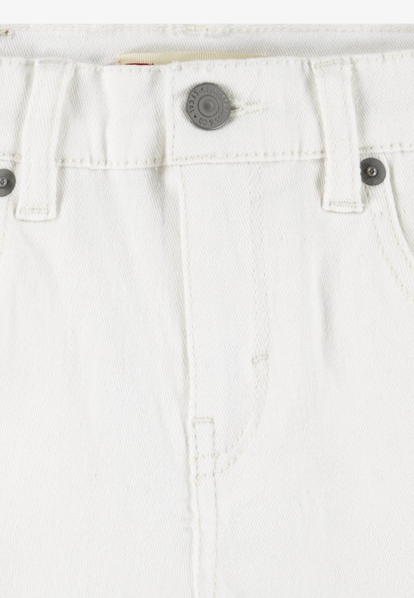 GIRLFRIEND - Denim shorts - cloud dancer4