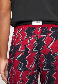Jordan Urheilushortsit - red