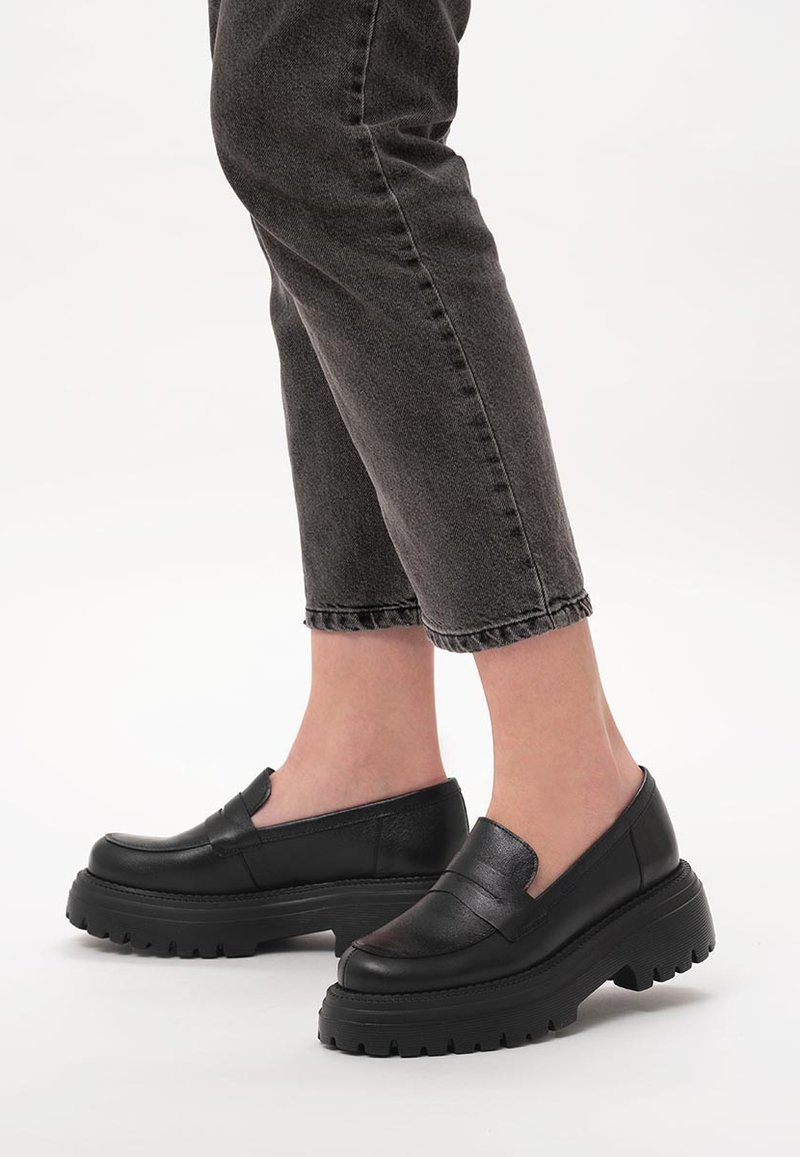 RYŁKO Półbuty wsuwane