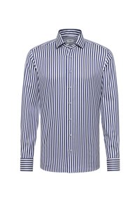 Heren overhemd met lange mouwen, knoopsluiting, in marineblauw en witte verticale strepen en een puntige kraag op een witte achtergrond.