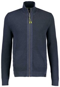 Marinblå zip-up tröja med en strukturerad vävstruktur, ribbade ärmslut och nederkant, samt en kontrasterande gul dragkedjehandtag.