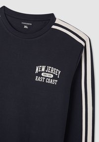 Non selezionato, blu navy