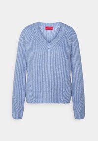 Světlomodrý svetr s výstřihem do V, žebrovanou strukturou, dlouhými rukávy a volným střihem. Obsahuje jemné cikcak vzory podél stran.