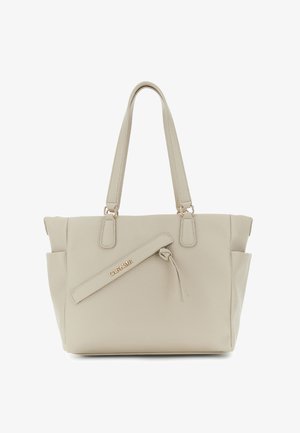 Borsa a tracolla in pelle beige con due manici, fascia decorativa frontale e dettaglio logo in tonalità oro. Finitura testurizzata e ampio interno.