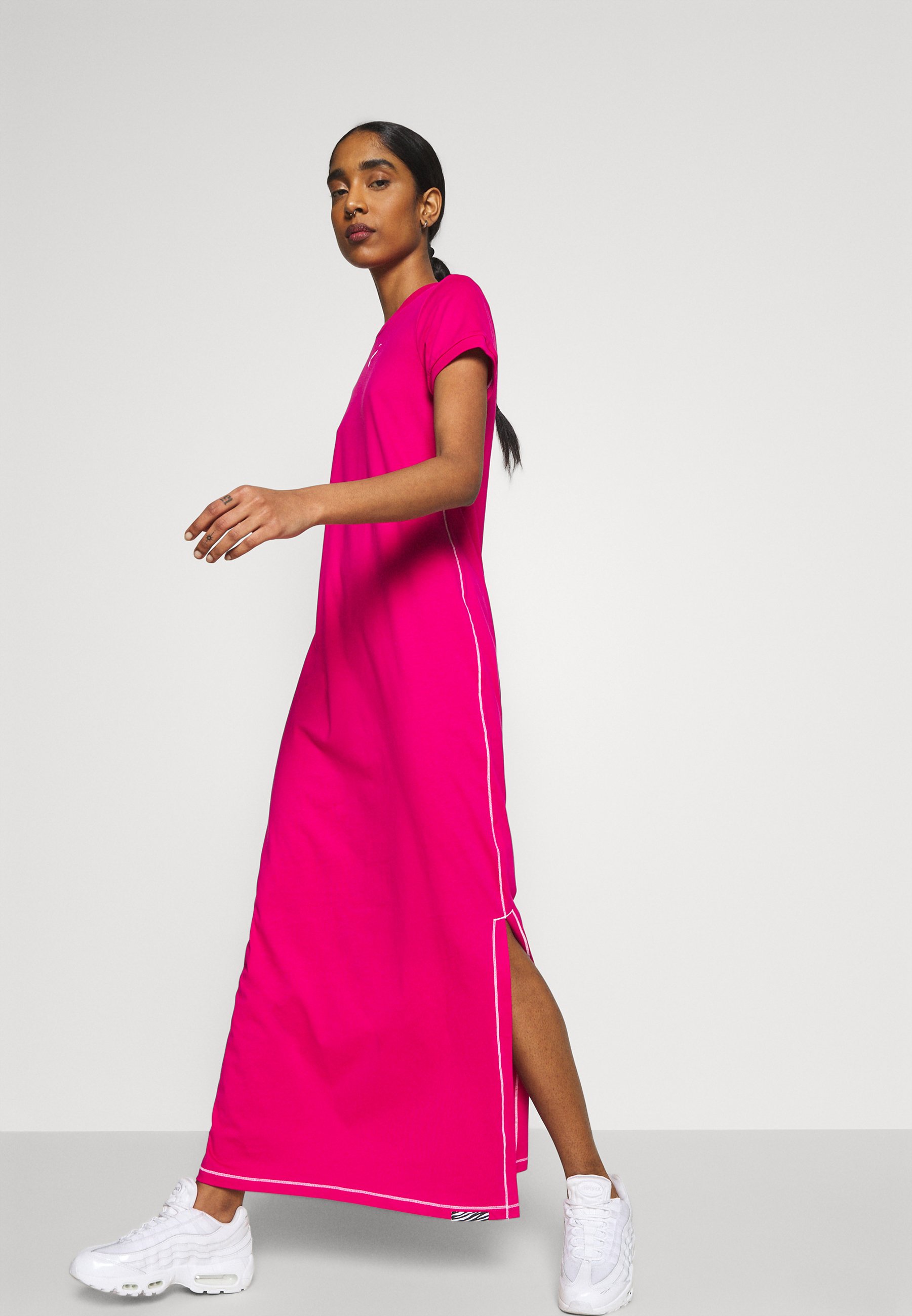Nike Sportswear DRESS - Vestido largo - fireberry/white/rosa - Zalando.es