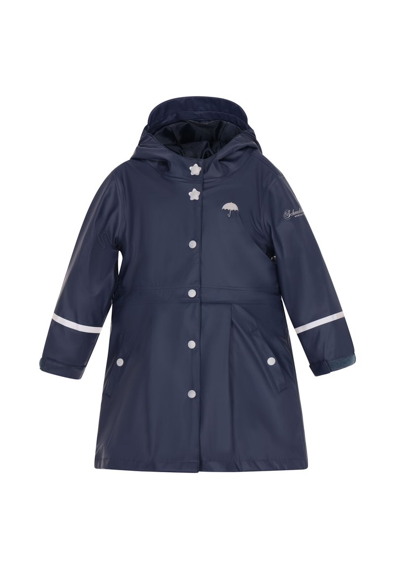 Námornícky nepremokavý dáždnik s kapucňou, bielymi akcentmi, gombíkmi v tvare hviezd a grafickým motívom dáždnika. Obsahuje dve bočné vrecká a priliehavý strih.