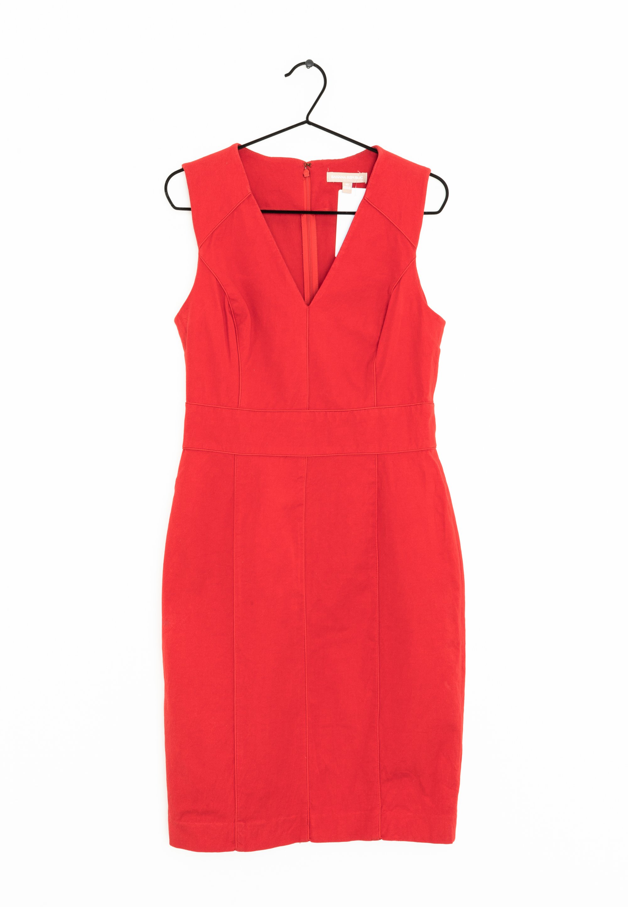 gold jewellery with red dress CRISTOS KNIT DRESS