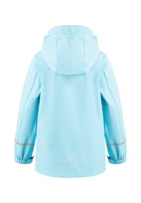 Jachetă impermeabilă de culoare albastru deschis, cu glugă, având manșete elastice și accente reflective pe mâneci. Textură netedă și design simplu.