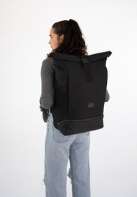 Johnny Urban - ALLEN XL - Rucksack - schwarz Thumbnail Image 1