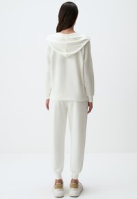 Jimmy Key COZY - Felpa con cappuccio - white