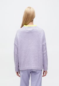 Dr. Bloom SWEATER WAFFLE - Pulover - lila