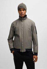 BOSS ASIC UNISEX jasnoszary