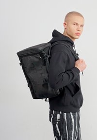 The North Face BASE CAMP FUSE BOX - Ruksak - black