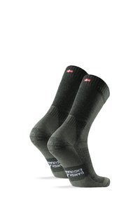 Dunkelgrüne Socken mit geripptem Muster und Polsterung. Mit Logo am Knöchel und verstärktem Fersen- und Zehenbereich für Haltbarkeit.