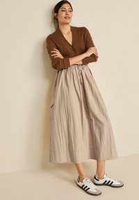 Next PARACHUTE   REGULAR FIT - Jupe longue - neutral